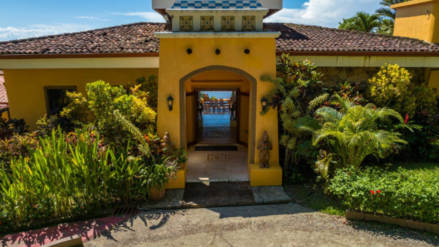 Seaside-Ocean-View-Mansion-in-Exclusive-Neighborhood-Above-Dominical-Beach-19