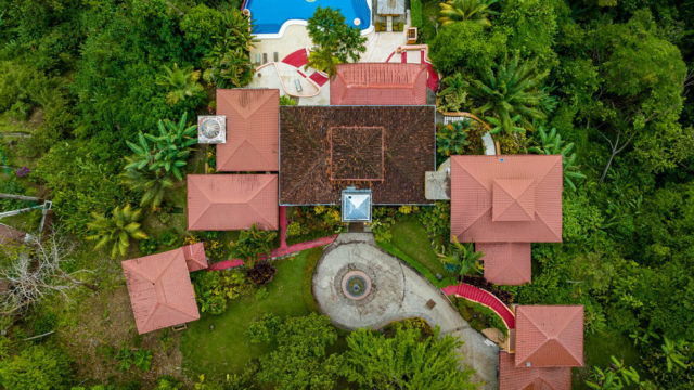 Seaside-Ocean-View-Mansion-in-Exclusive-Neighborhood-Above-Dominical-Beach-30