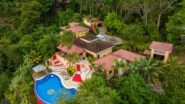 Seaside-Ocean-View-Mansion-in-Exclusive-Neighborhood-Above-Dominical-Beach-34